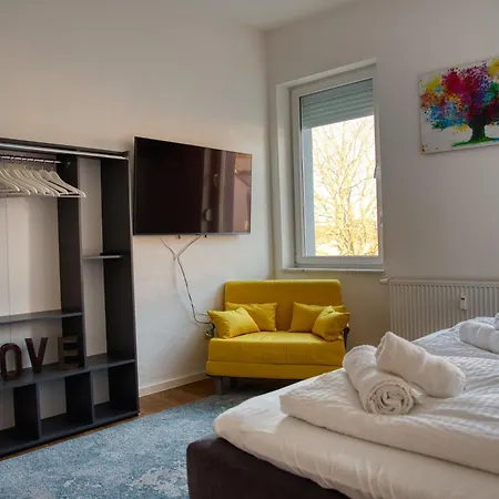 Appartement Wen Bhf Neu & Zentral In Weiden Fuer Bis Zu 6 Personen à Weiden in der Oberpfalz Extérieur photo